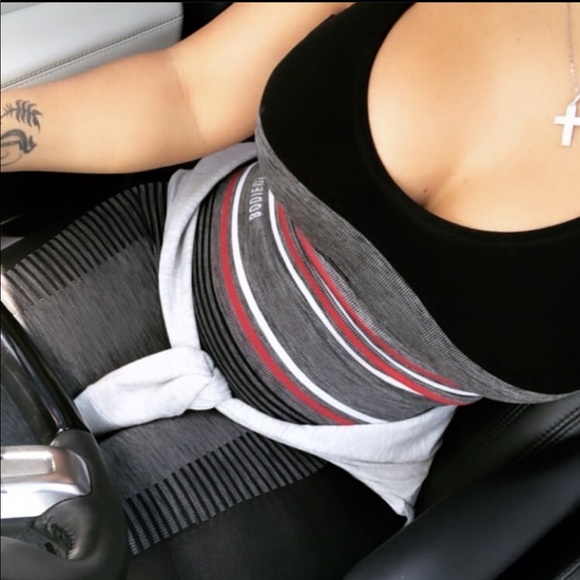 New Bodied Athletics Jazzy J / Lee Crop Zip Set - Picture 5 of 6